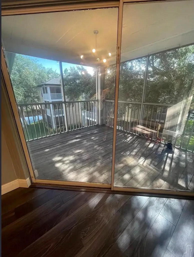 10024 Strafford Oak Court Tampa FL 33624