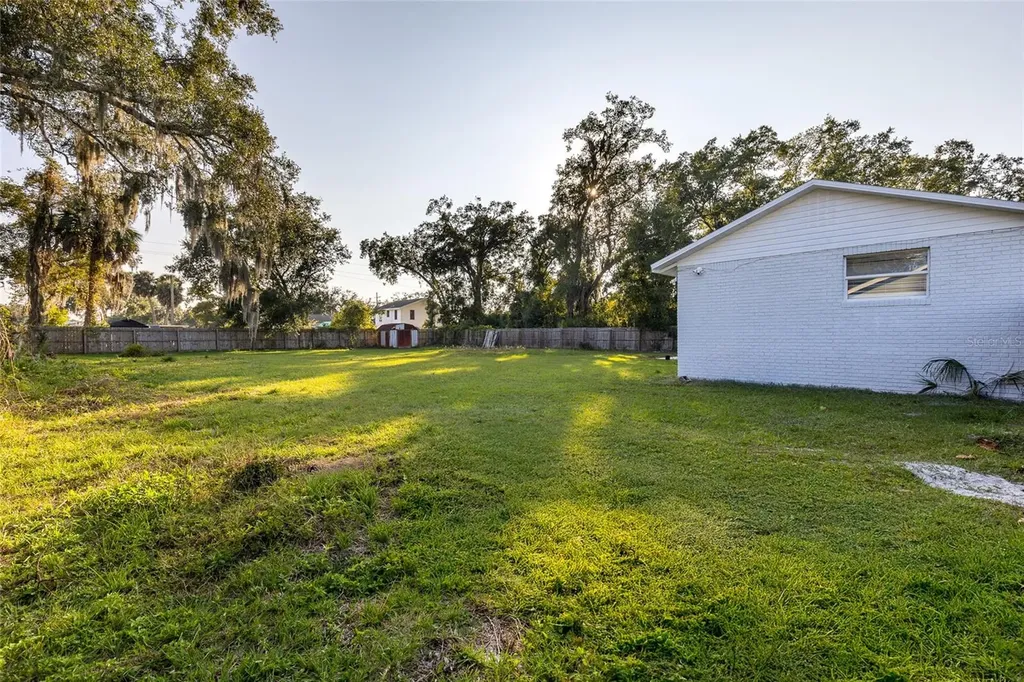 234 W Magnolia Street Apopka FL 32703
