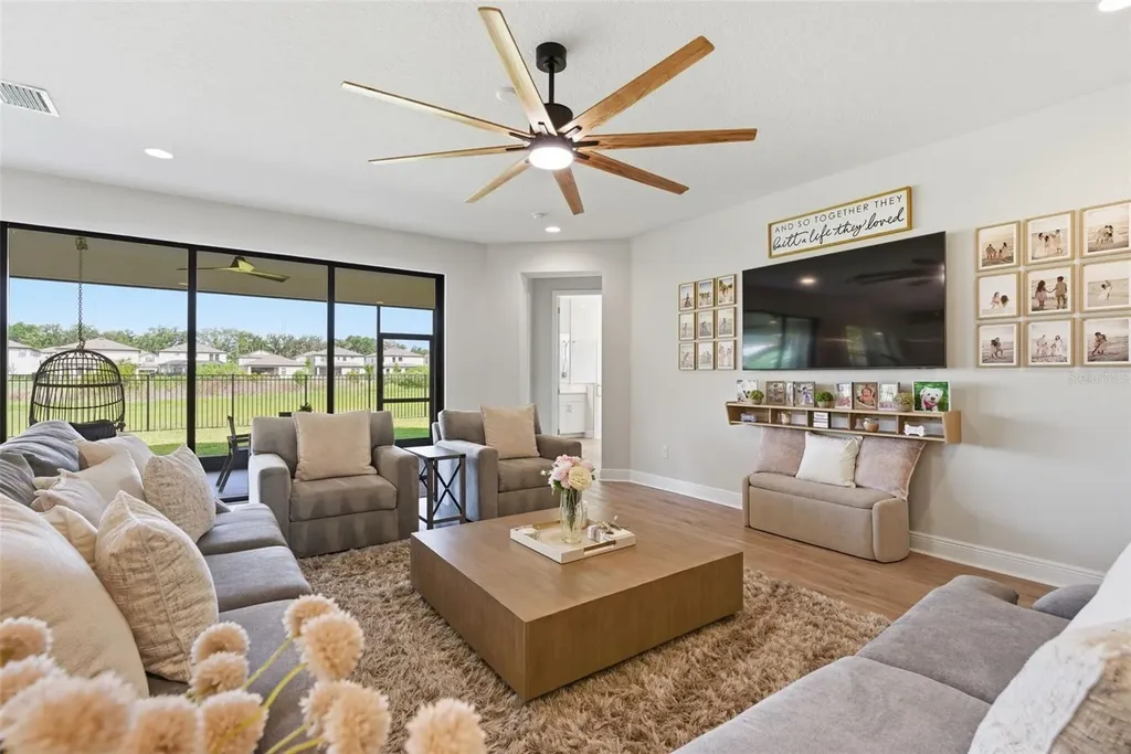 12962 Steed Trace Loop Lithia FL 33547