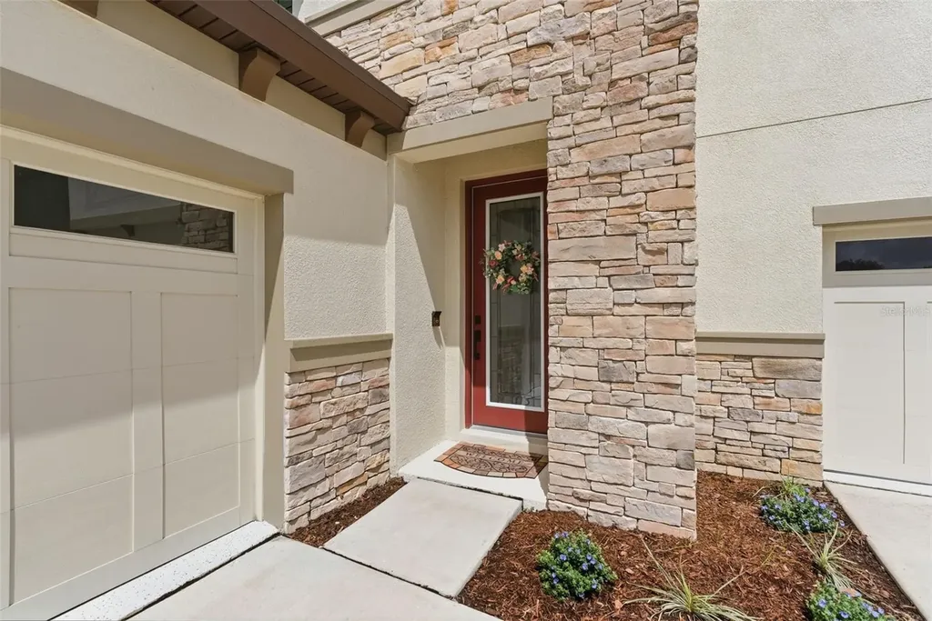 12962 Steed Trace Loop Lithia FL 33547