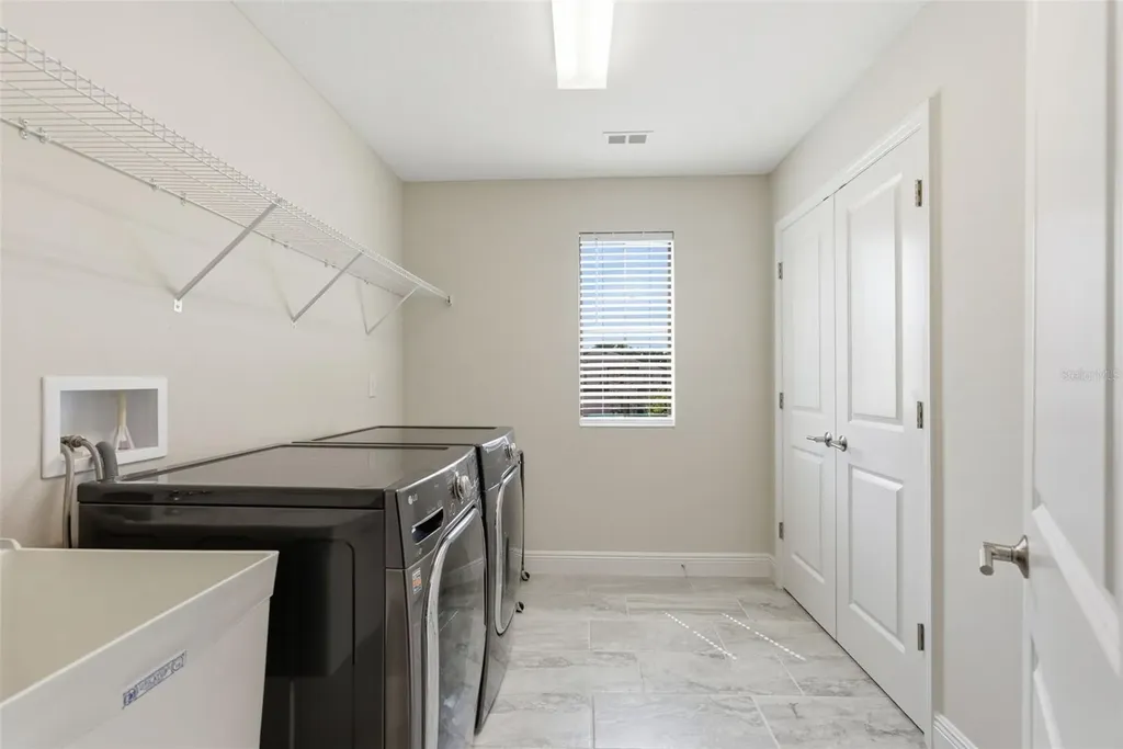 12962 Steed Trace Loop Lithia FL 33547