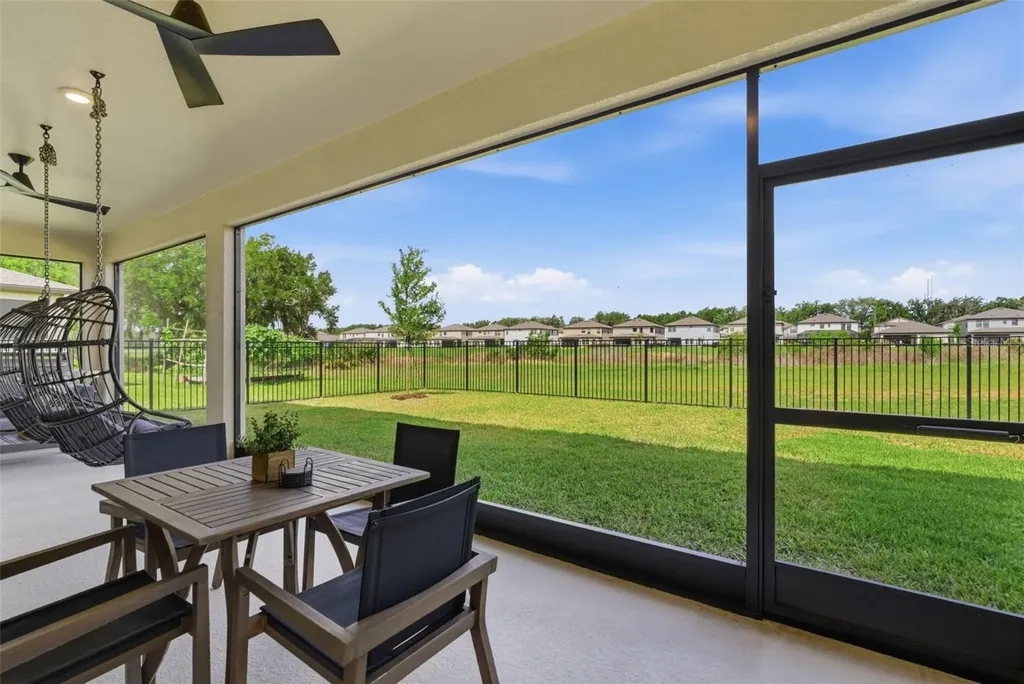 12962 Steed Trace Loop Lithia FL 33547