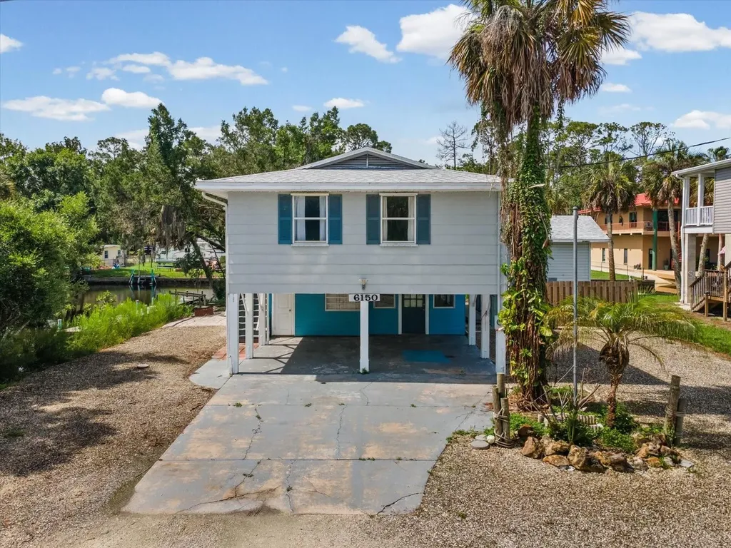 6150 Island Drive Weeki Wachee FL 34607