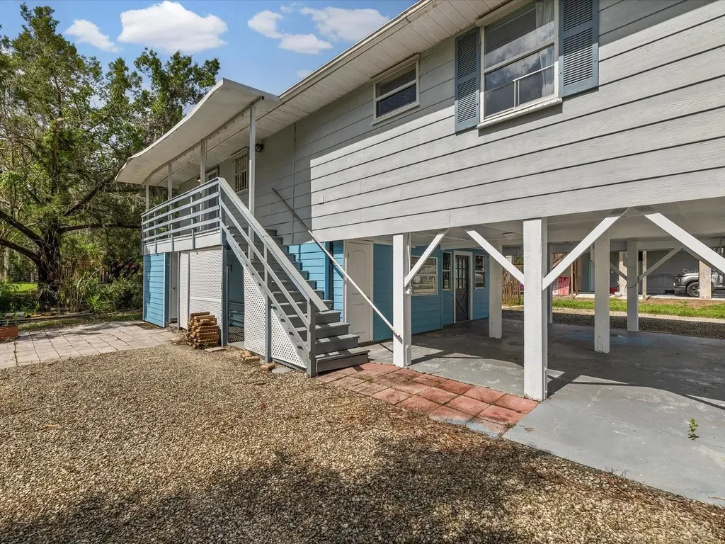 6150 Island Drive Weeki Wachee FL 34607