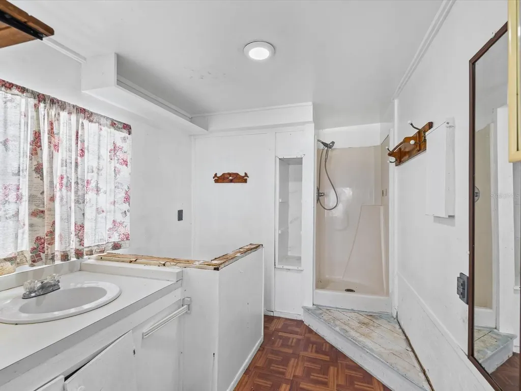 6150 Island Drive Weeki Wachee FL 34607