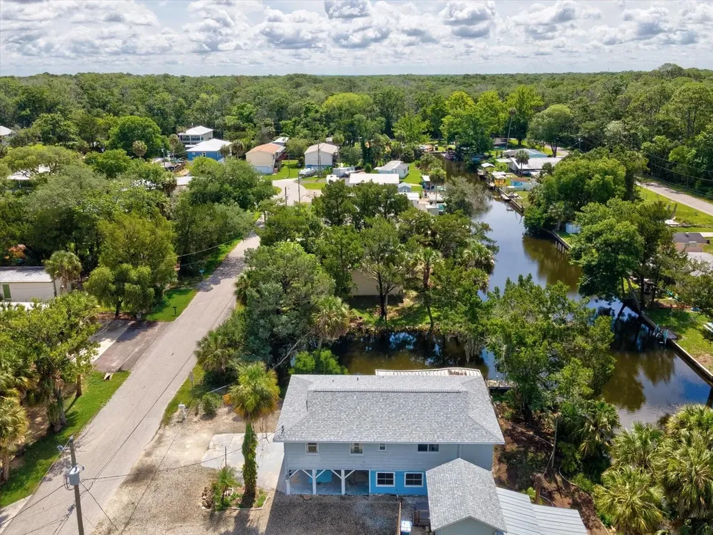 6150 Island Drive Weeki Wachee FL 34607