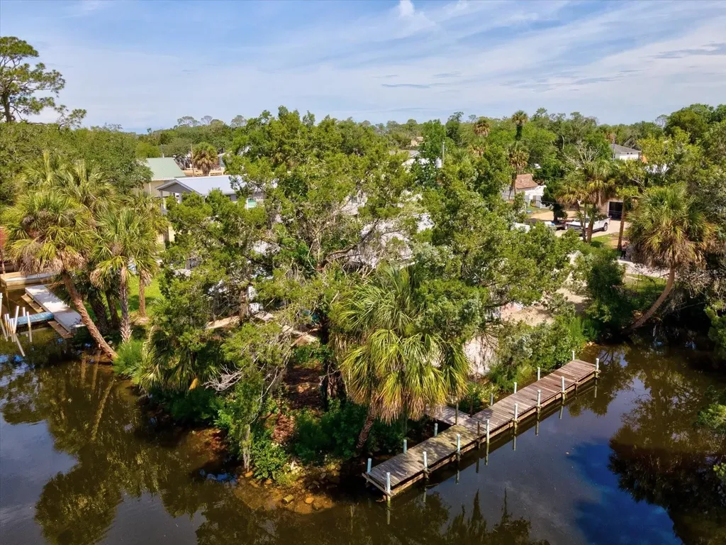 6150 Island Drive Weeki Wachee FL 34607