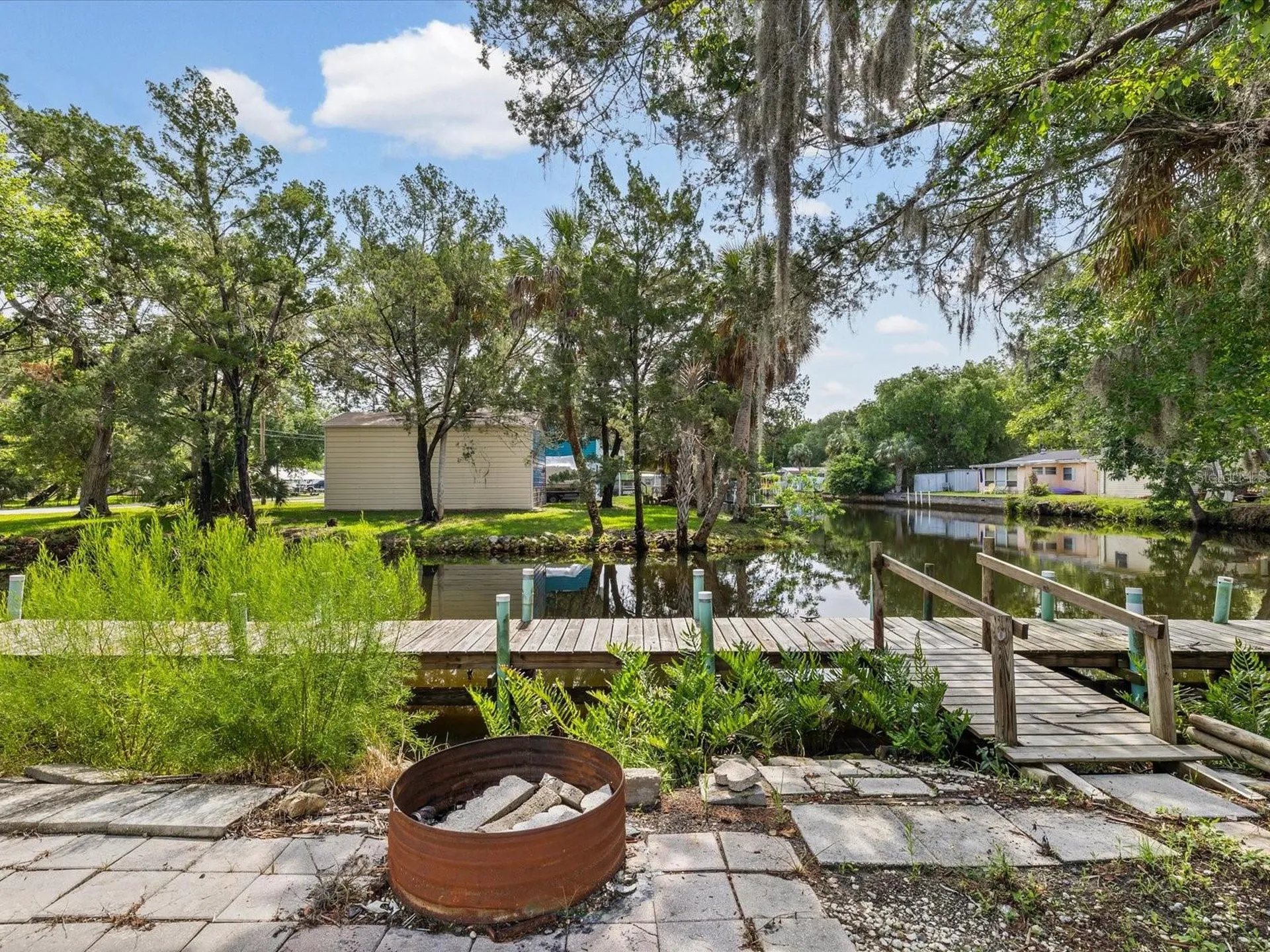 6150 Island Drive Weeki Wachee FL 34607