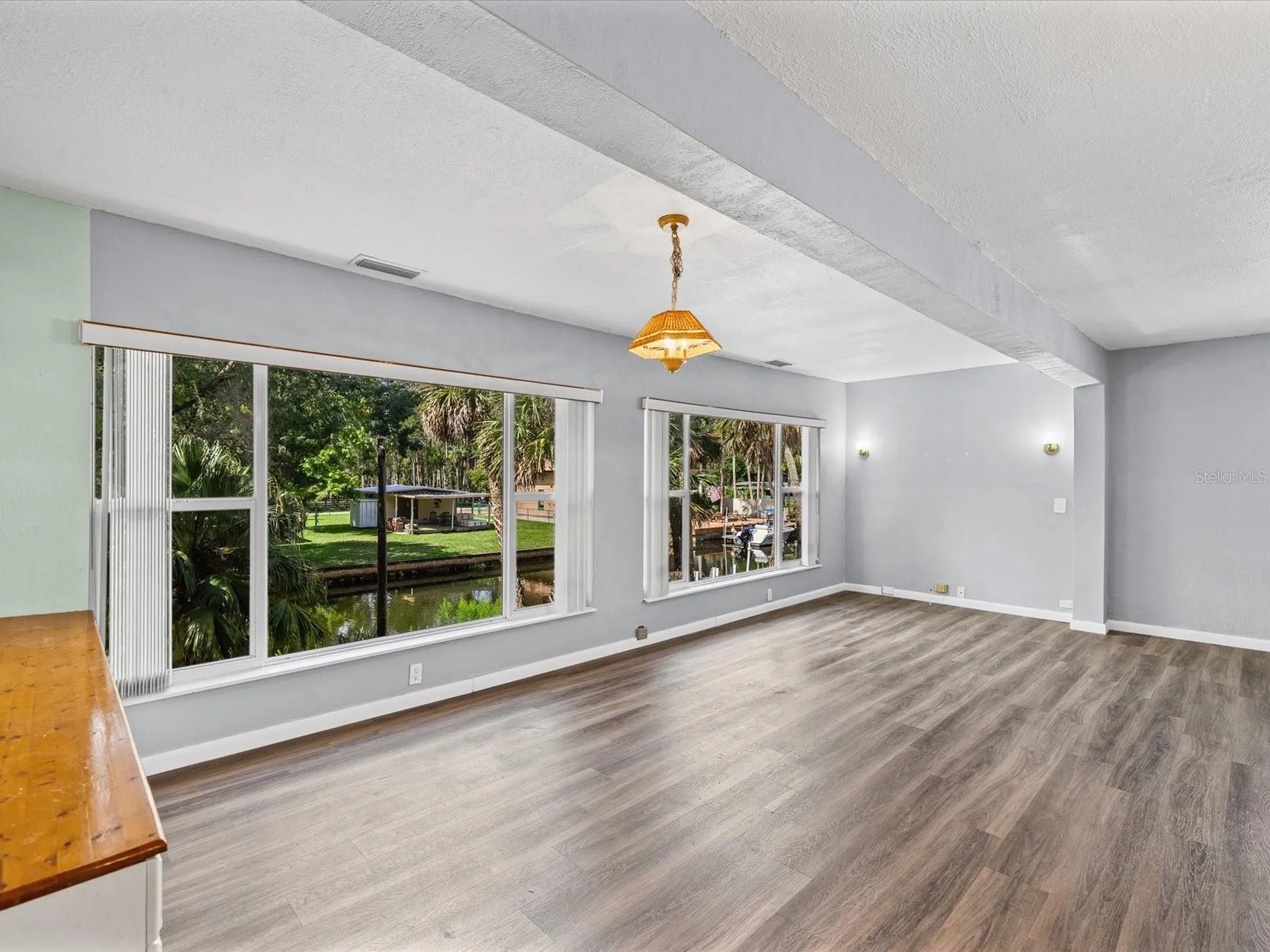 6150 Island Drive Weeki Wachee FL 34607