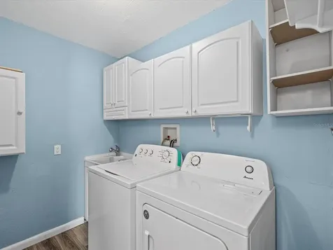 6150 Island Drive Weeki Wachee FL 34607
