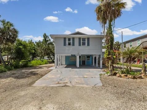 6150 Island Drive Weeki Wachee FL 34607