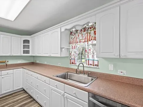 6150 Island Drive Weeki Wachee FL 34607