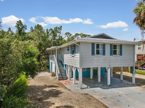 6150 Island Drive Weeki Wachee FL 34607