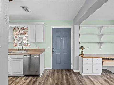 6150 Island Drive Weeki Wachee FL 34607
