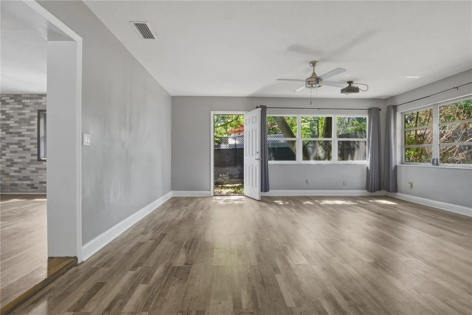 1120 W Magnolia Street Clermont FL 34711