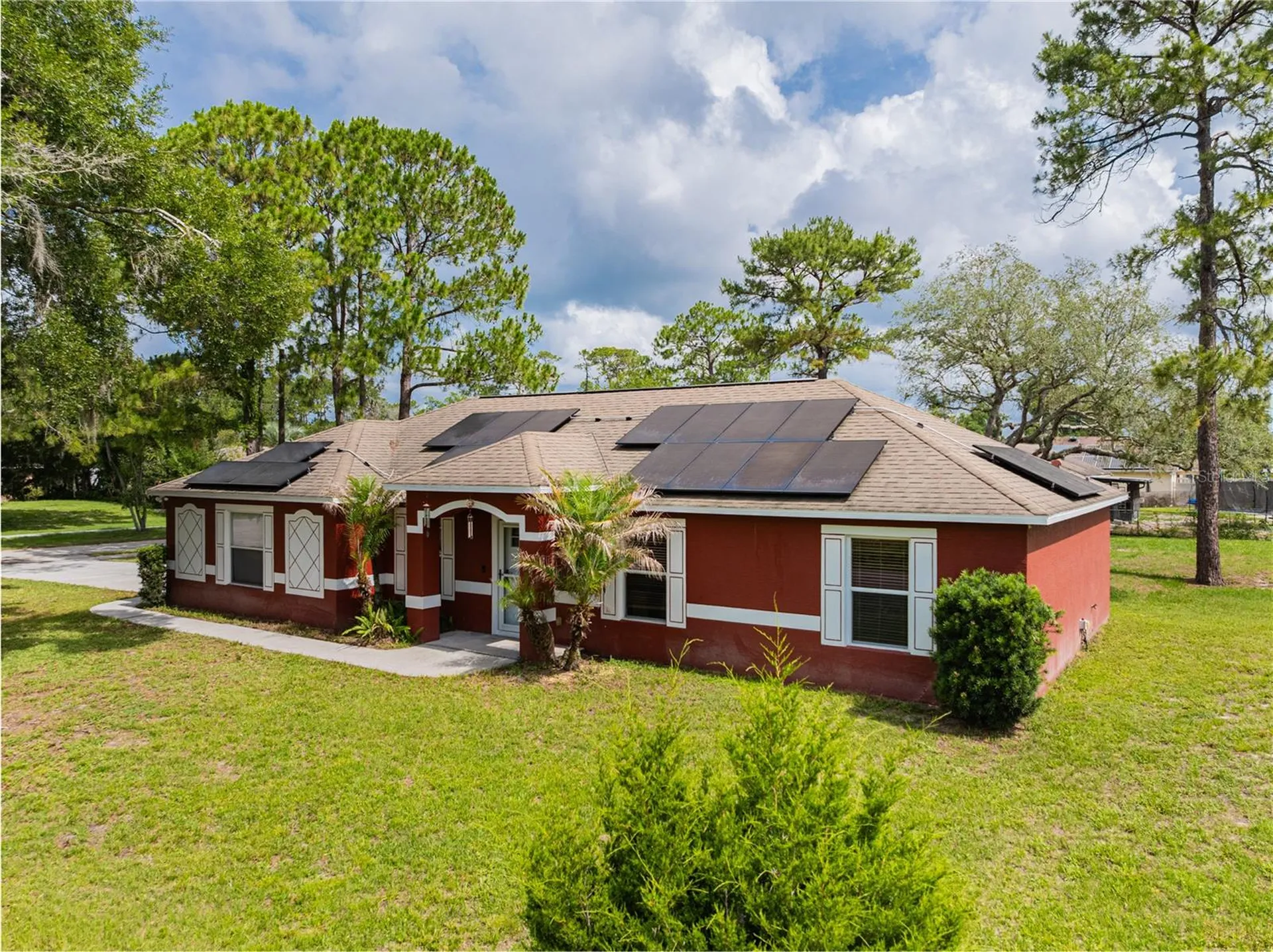 1509 West Parkway Deland FL 32724
