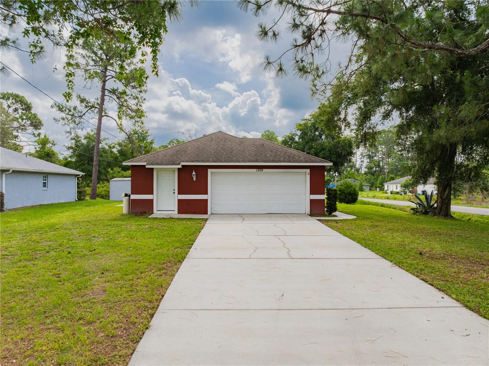1509 West Parkway Deland FL 32724