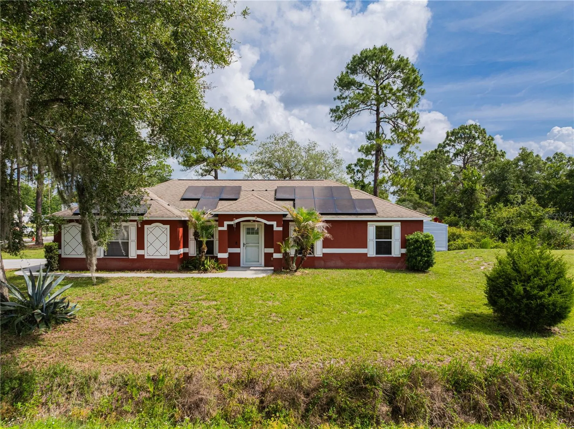1509 West Parkway Deland FL 32724