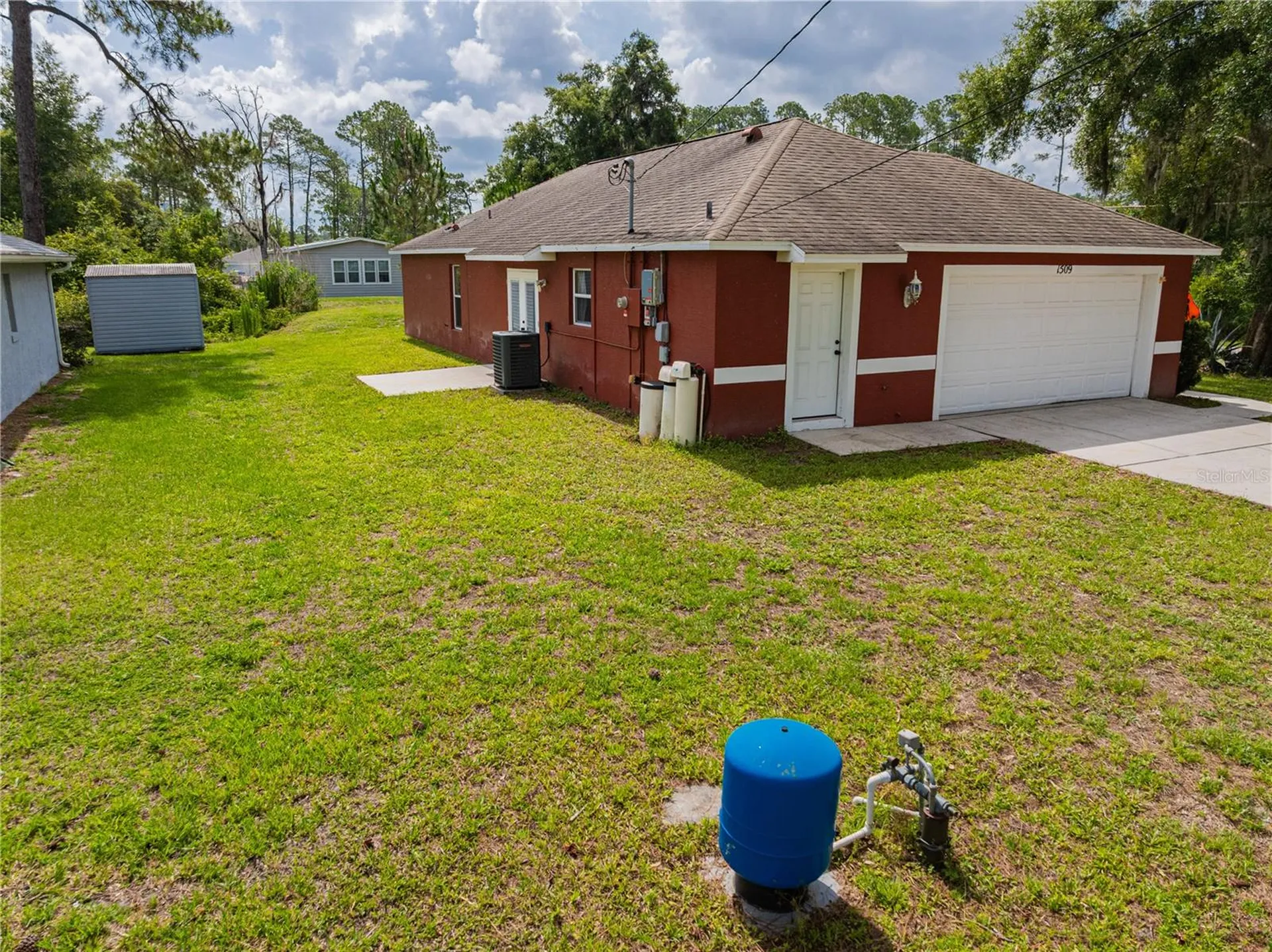 1509 West Parkway Deland FL 32724