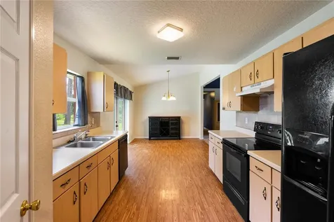 1509 West Parkway Deland FL 32724