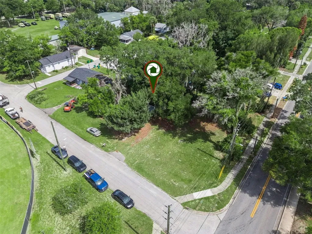 335 E Walts Avenue Deland FL 32724