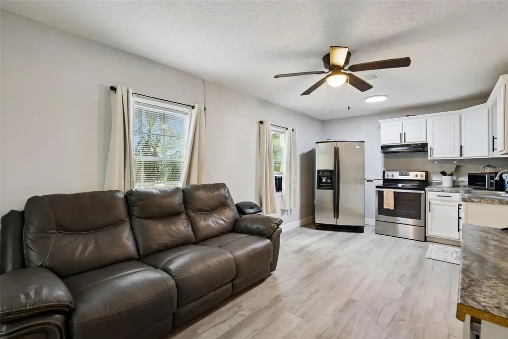 335 E Walts Avenue Deland FL 32724