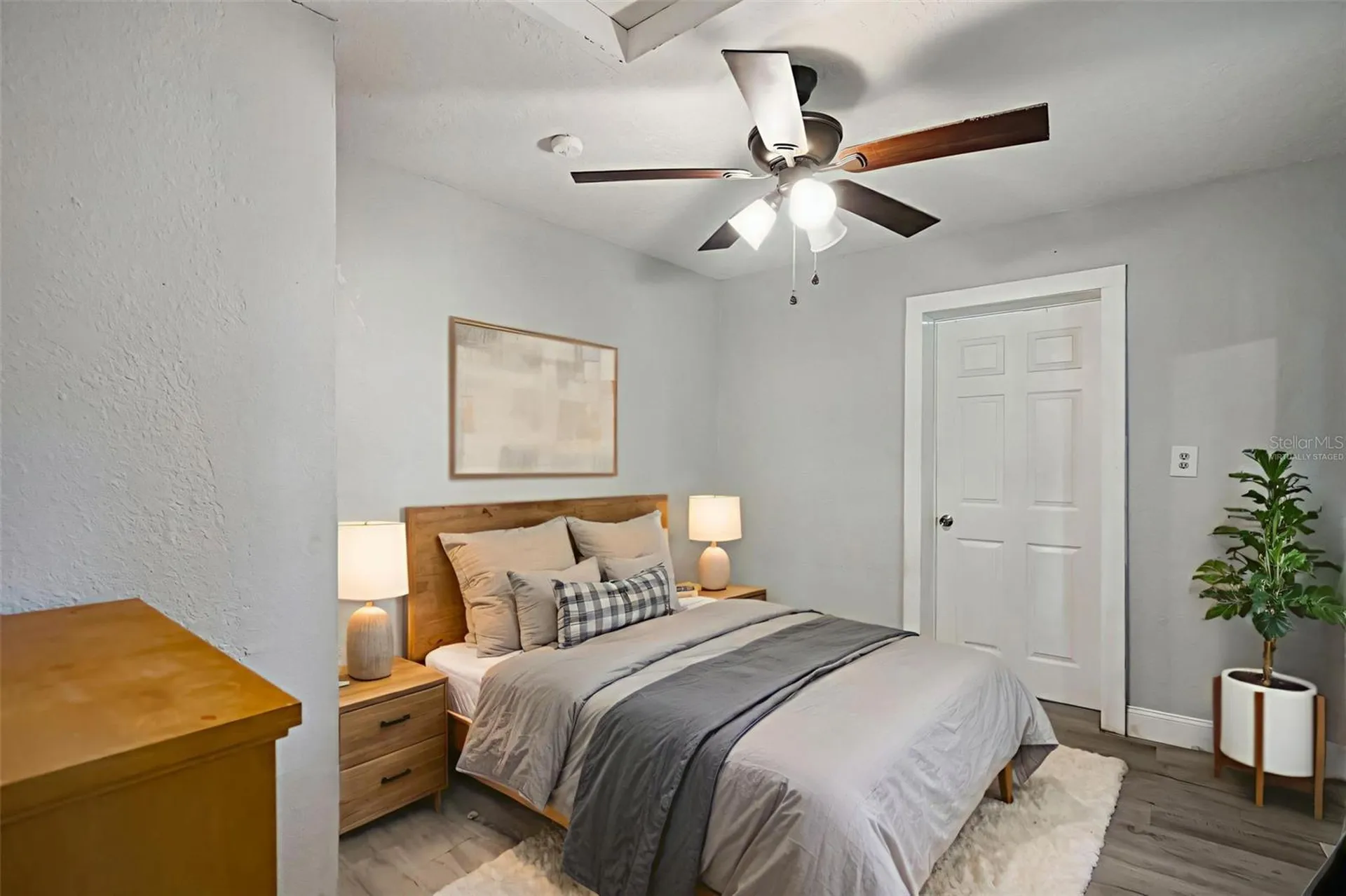 335 E Walts Avenue Deland FL 32724