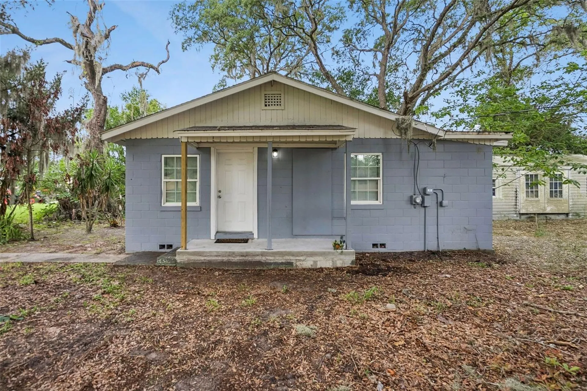 335 E Walts Avenue Deland FL 32724