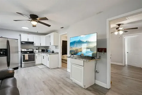 335 E Walts Avenue Deland FL 32724