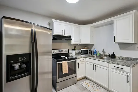335 E Walts Avenue Deland FL 32724