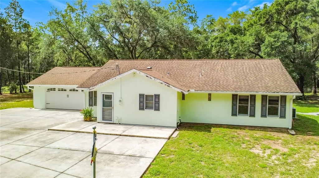 1666 N Croft Avenue Inverness FL 34453