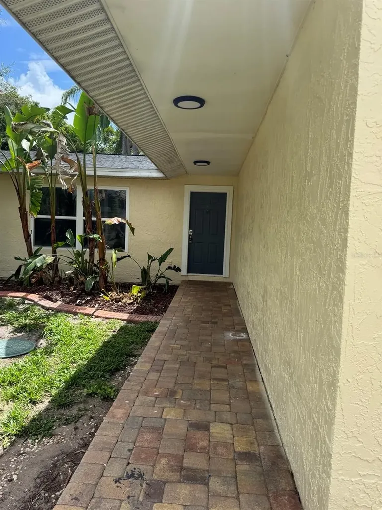 3306 Lake Saxon Drive Land O Lakes FL 34639