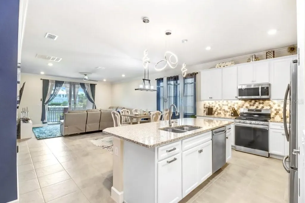 5425 Wishing Arch Drive Apollo Beach FL 33572