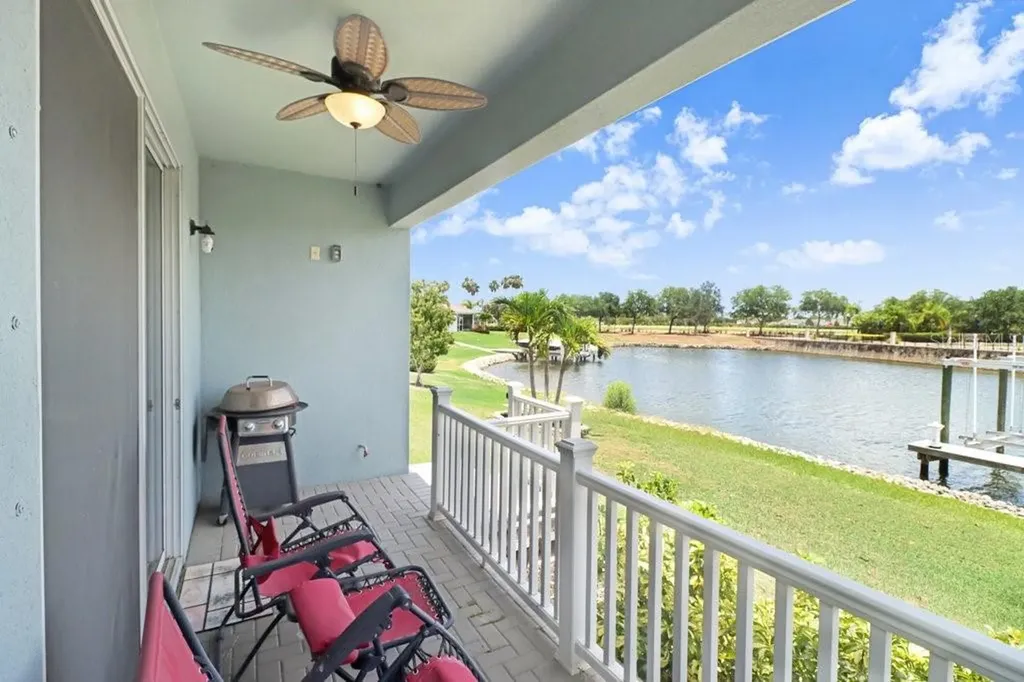 5425 Wishing Arch Drive Apollo Beach FL 33572