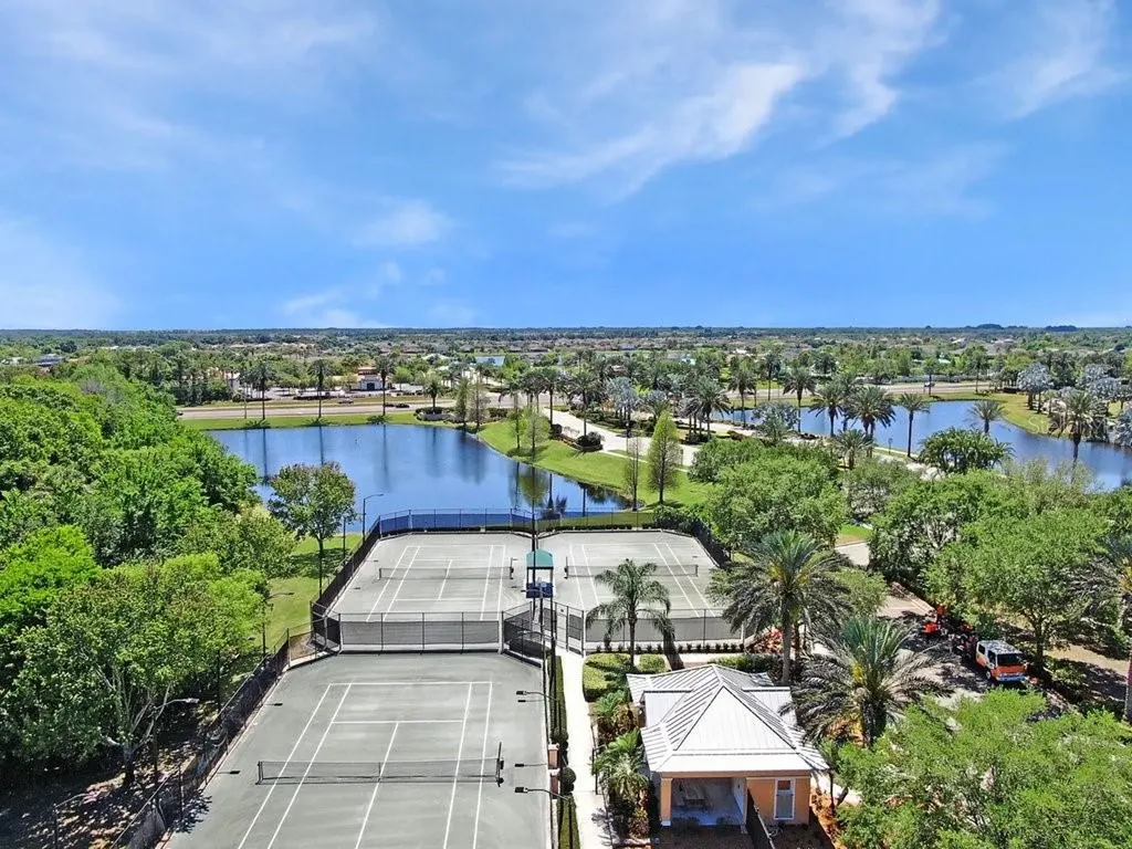 5425 Wishing Arch Drive Apollo Beach FL 33572