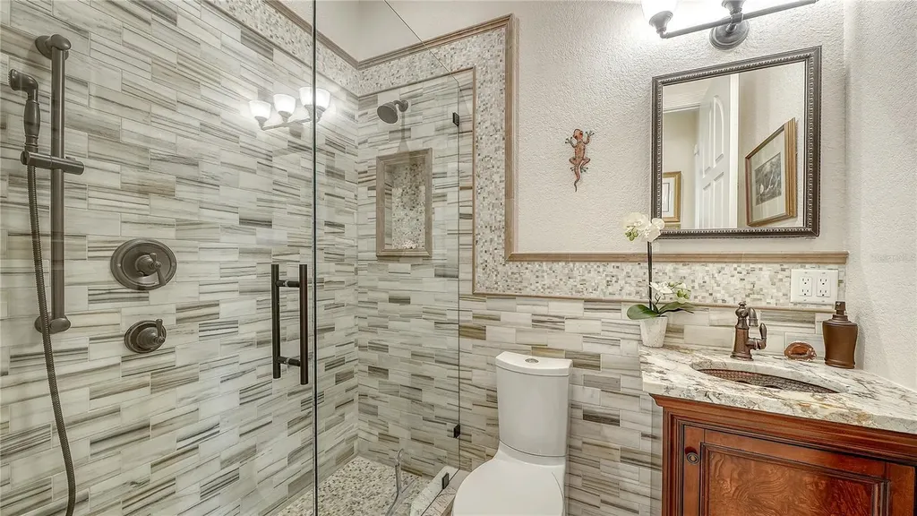 1630 Assisi Drive Sarasota FL 34231