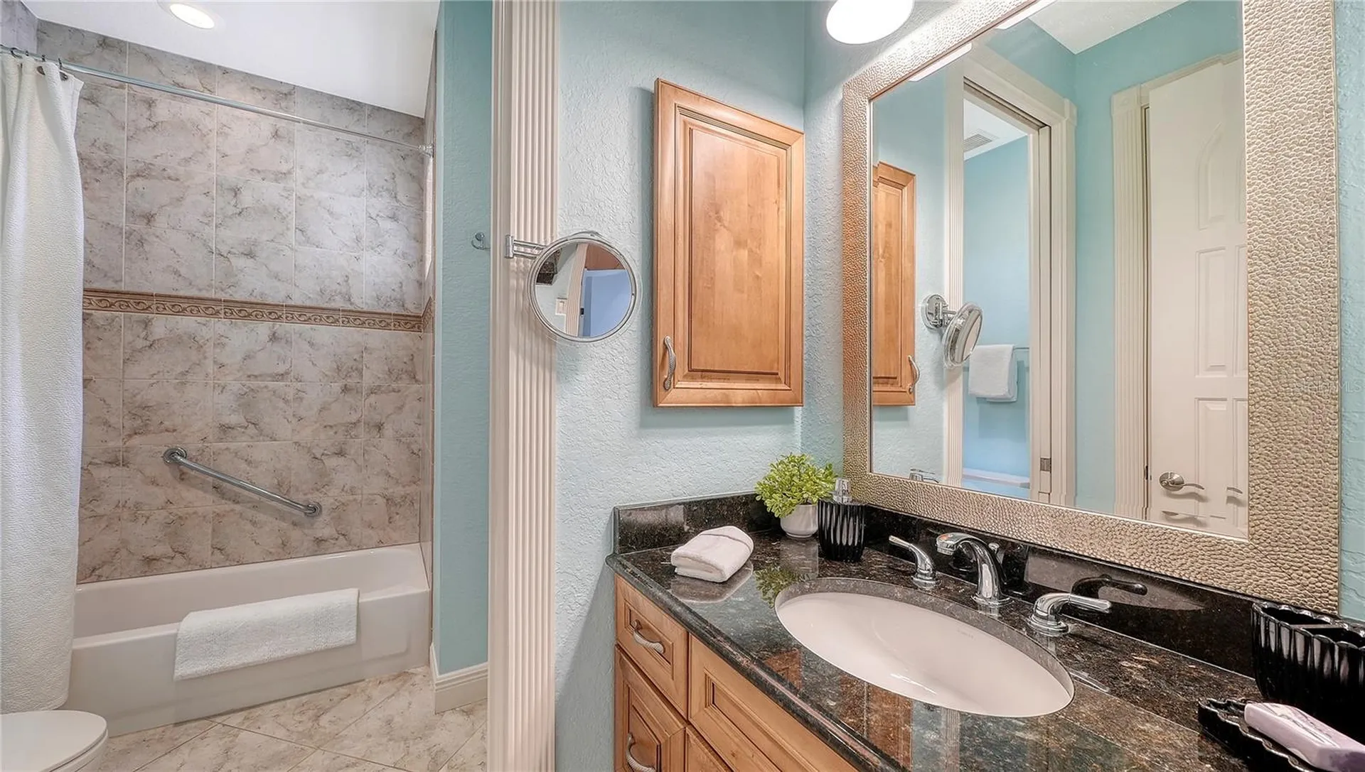 1630 Assisi Drive Sarasota FL 34231