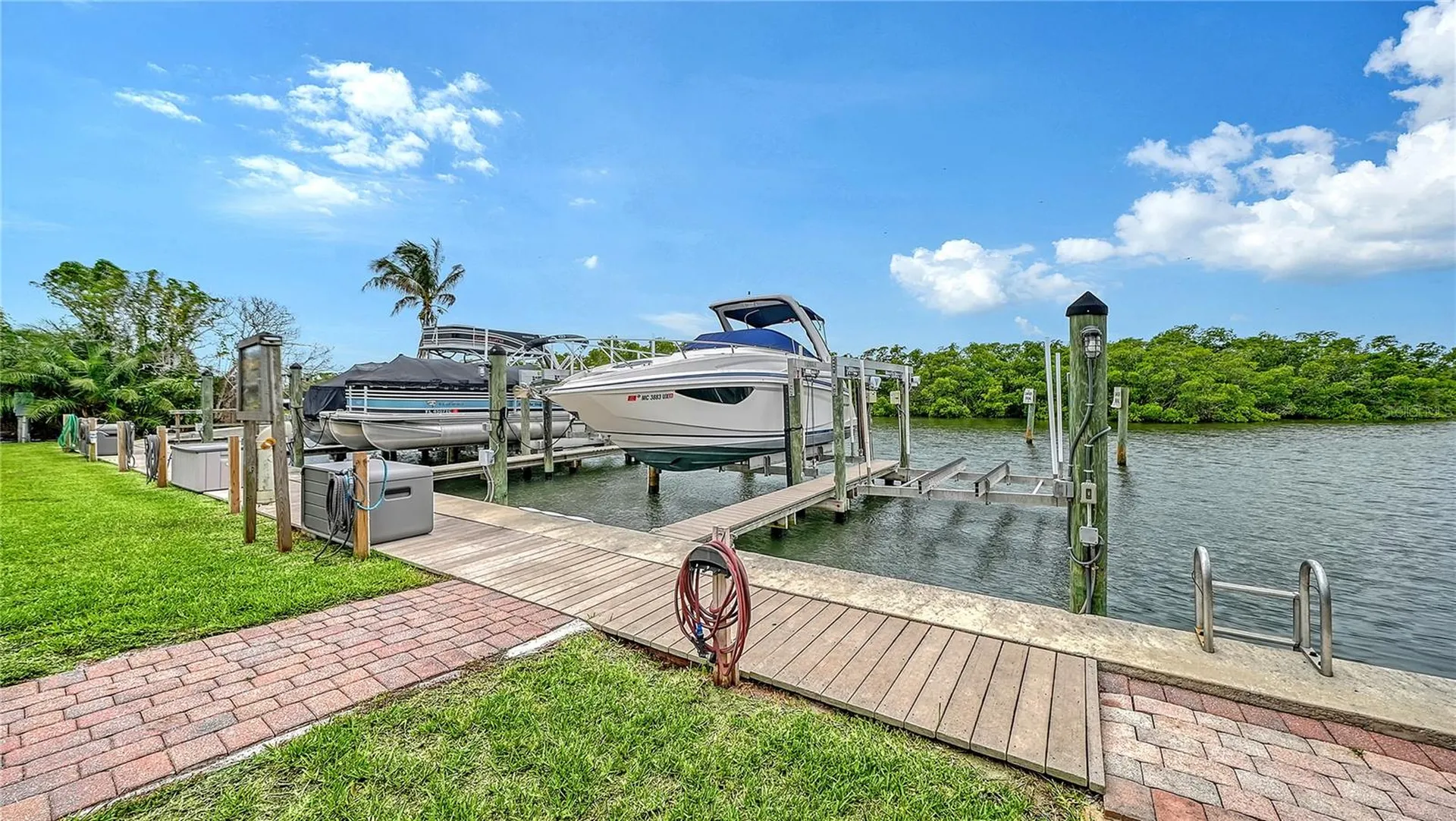 1630 Assisi Drive Sarasota FL 34231
