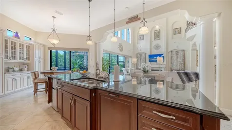 1630 Assisi Drive Sarasota FL 34231