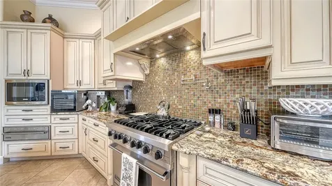 1630 Assisi Drive Sarasota FL 34231