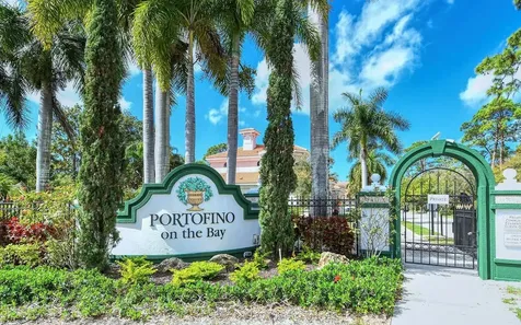 1630 Assisi Drive Sarasota FL 34231