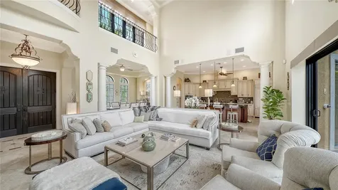 1630 Assisi Drive Sarasota FL 34231