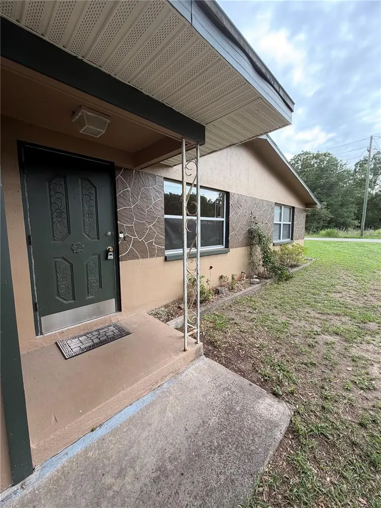 20190 SW 80th Place Road Dunnellon FL 34431