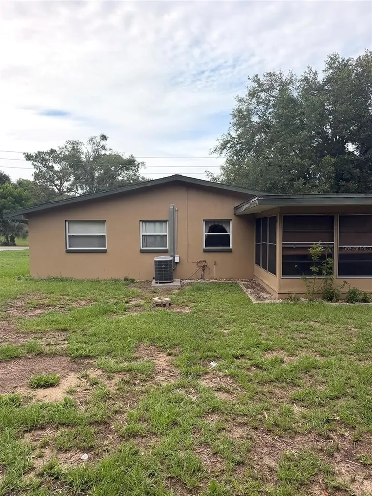 20190 SW 80th Place Road Dunnellon FL 34431