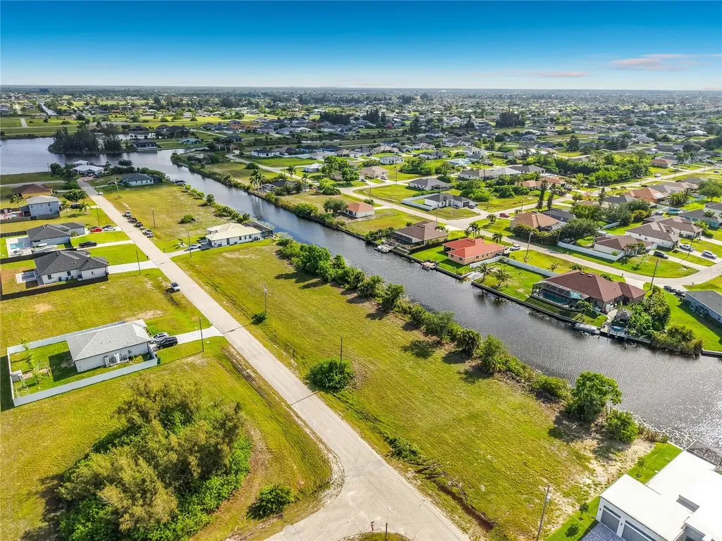 407 NW 31st Place Cape Coral FL 33993