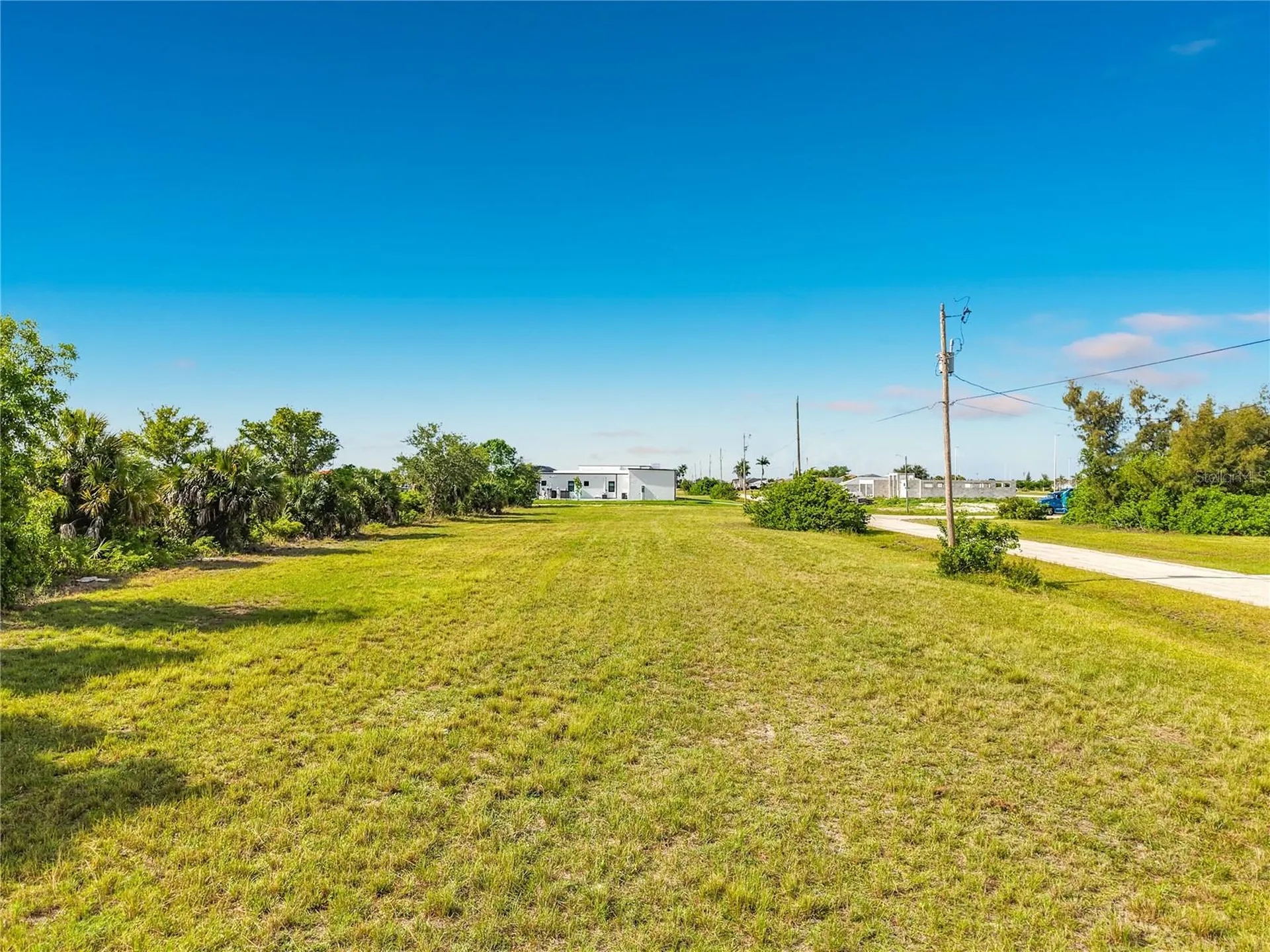 407 NW 31st Place Cape Coral FL 33993