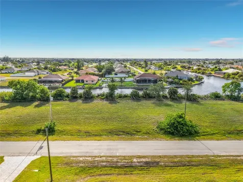 407 NW 31st Place Cape Coral FL 33993