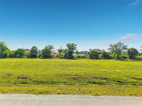 407 NW 31st Place Cape Coral FL 33993