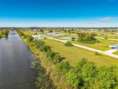 407 NW 31st Place Cape Coral FL 33993
