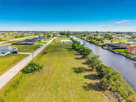 407 NW 31st Place Cape Coral FL 33993